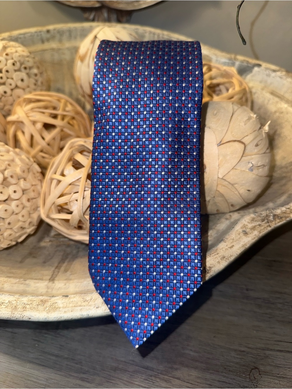 Eton of Sweden $170 100% Silk Tie Blue & Red Geometric Dot MINT CONDITION